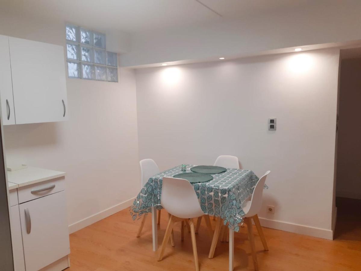 appartement rez de chaussée 2 chambres avec terrasse Cambo-les-Bains Esterno foto